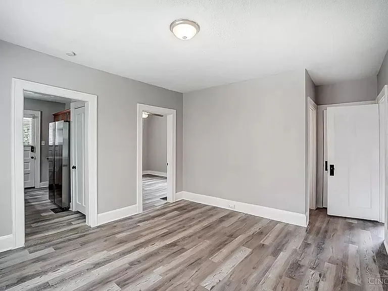 3479 Evanston Ave — Photo 8