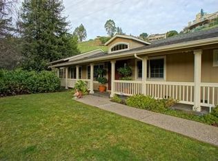 8 Lost Valley Dr, Orinda, CA 94563