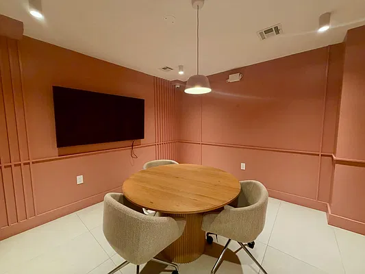 Office, photo 2