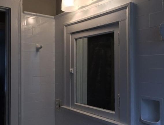 5th image of 2110 W Arthur Ave #3