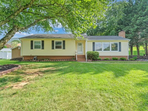 58 Grimes St, Roanoke, VA 24019