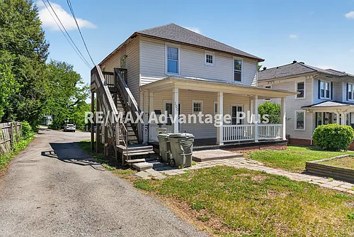 106 Grove St Photo 1