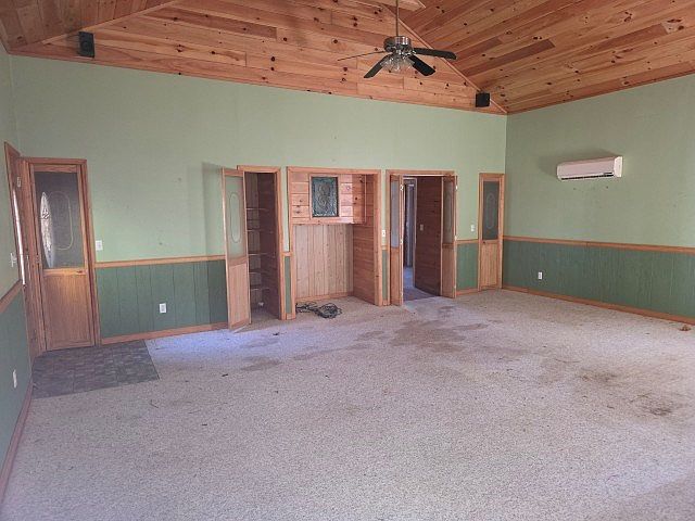 16th image of this home