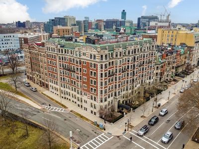 466 Commonwealth Ave APT 502, Boston, MA, 02215