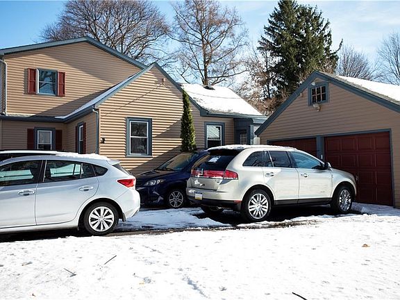 2nd image of 2535 Crescent Dr