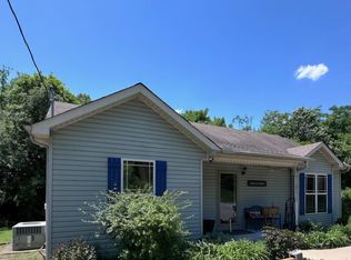 361 Cortner Hollow Rd, Petersburg, TN 37144