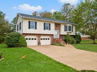 305 Periwinkle Ln, New Market, VA 22844