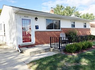 42145 Stanberry Dr, Sterling Heights, MI 48313