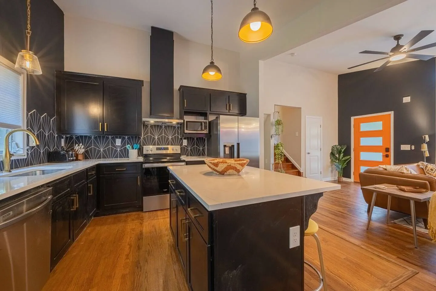 4 bed, 1784 sqft, $3,000 — Photo 4