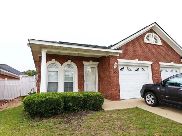 35 Crescent Moon Ct, Lexington, SC 29072