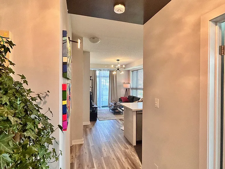 101 Shoreview Pl #110 — Photo 4