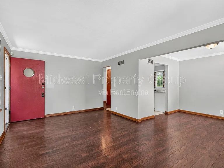 1427 Attica Dr — Photo 2