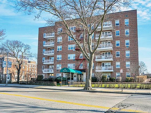 3rd image of 415 Gramatan Ave APT 2E