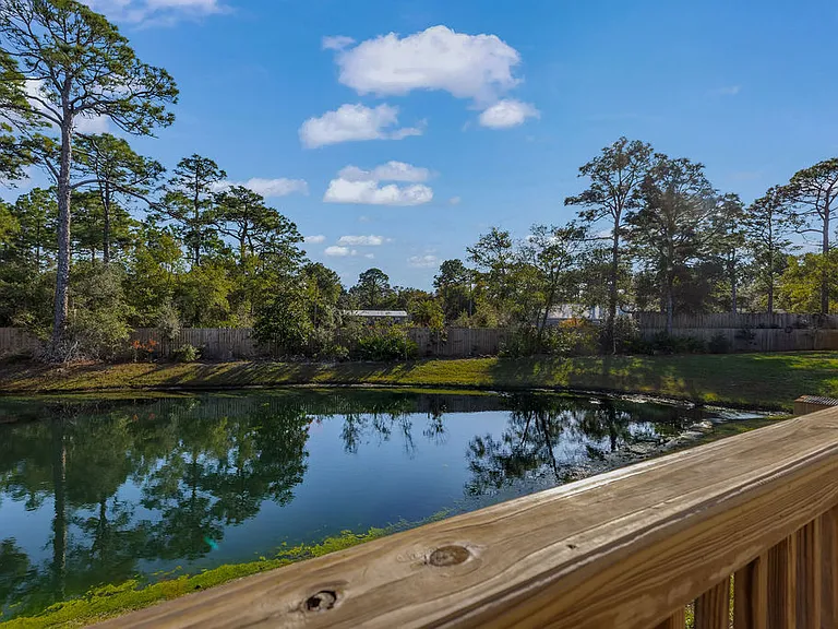 41 Sandhill Pines Dr — Photo 32
