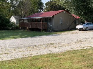 6202 W Hill Rd, Decatur, IL 62522