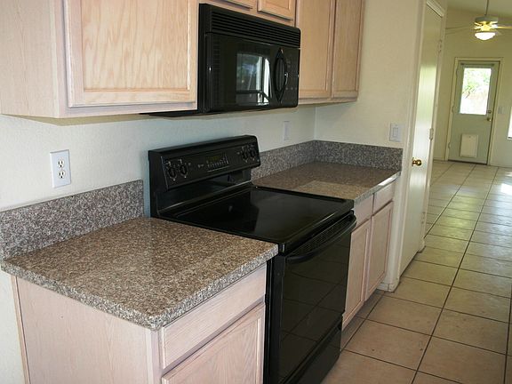 3rd image of 21643 N 47th Pl