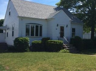 80 Aquidneck St, New Bedford, MA 02744