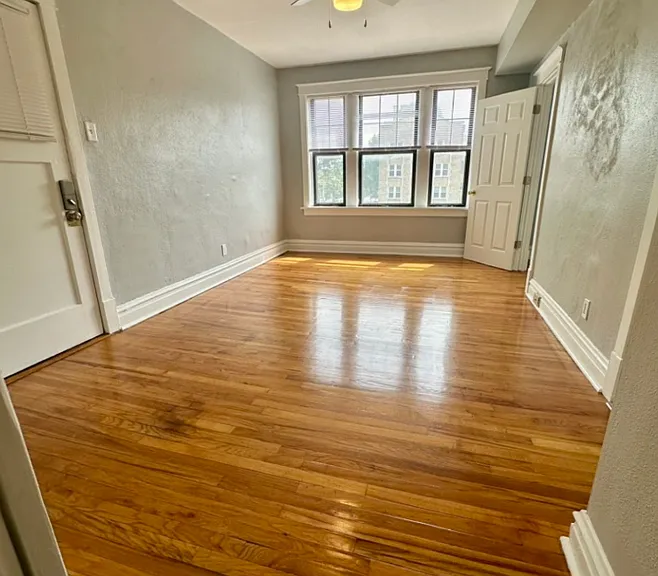 4415 Pershing Ave — Photo 1