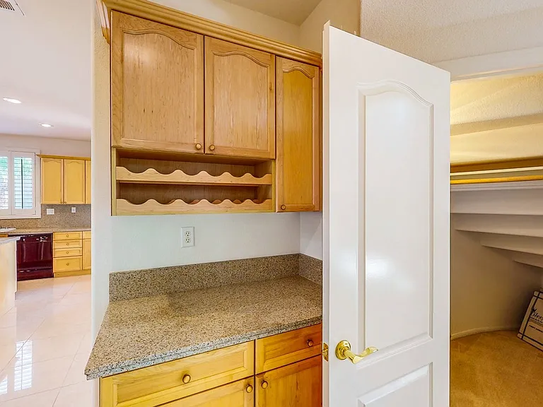 9412 Forest Edge Ave — Photo 21