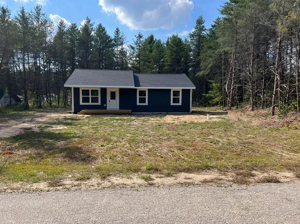 213 Memory Ln, Roscommon, MI 48653