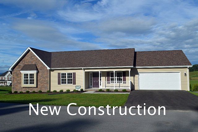 1st image of 692 Leah Dr
