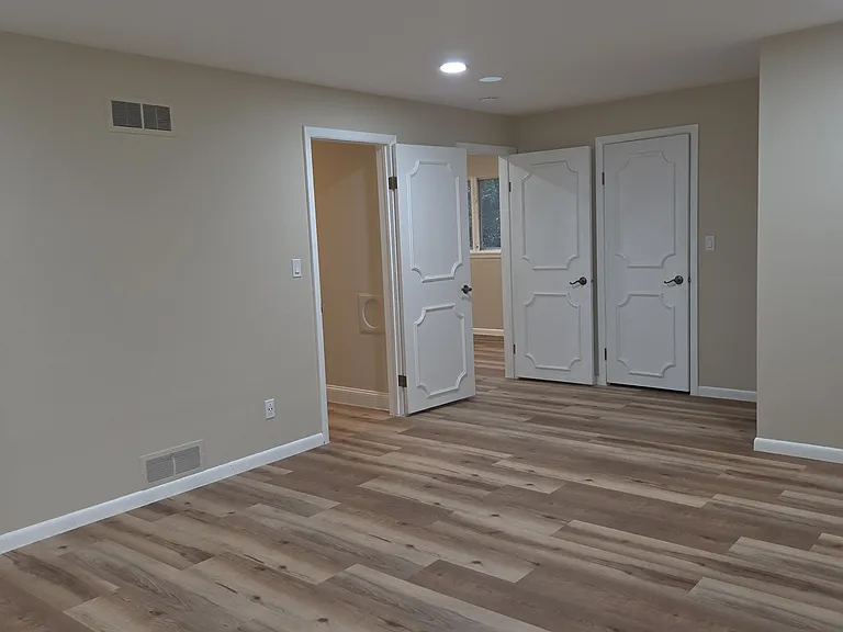 210 E Morningside Dr — Photo 17