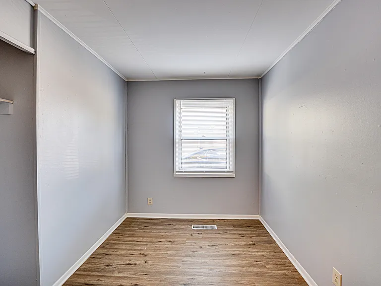 1823 Overdene Ave — Photo 16