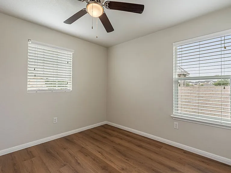 3304 Ortman Dr — Photo 18