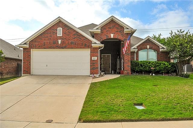 1st image of 1602 Cowtown Dr