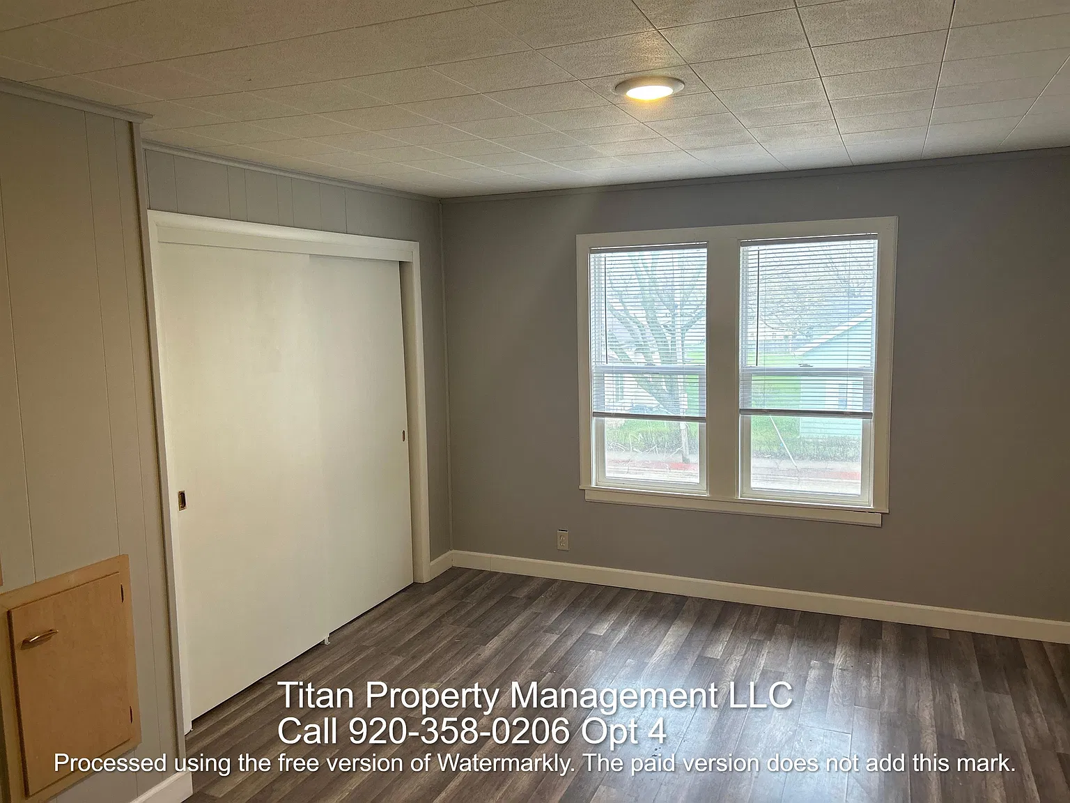 1207 East Walnut Street - 2 — Photo 4
