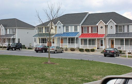 2nd image of 1115 Nathan Hale Ct