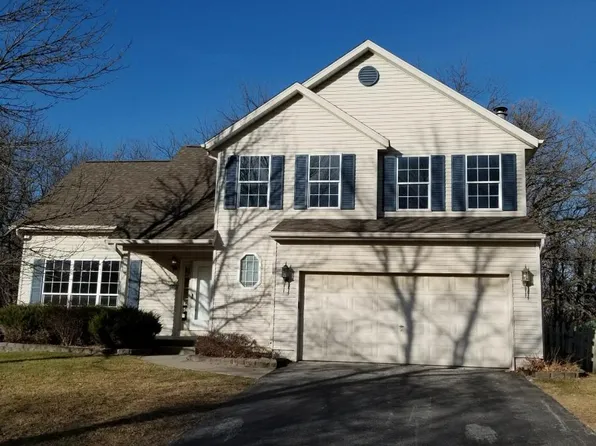 1628 Fox Trail Dr NE, Cedar Rapids, IA 52402