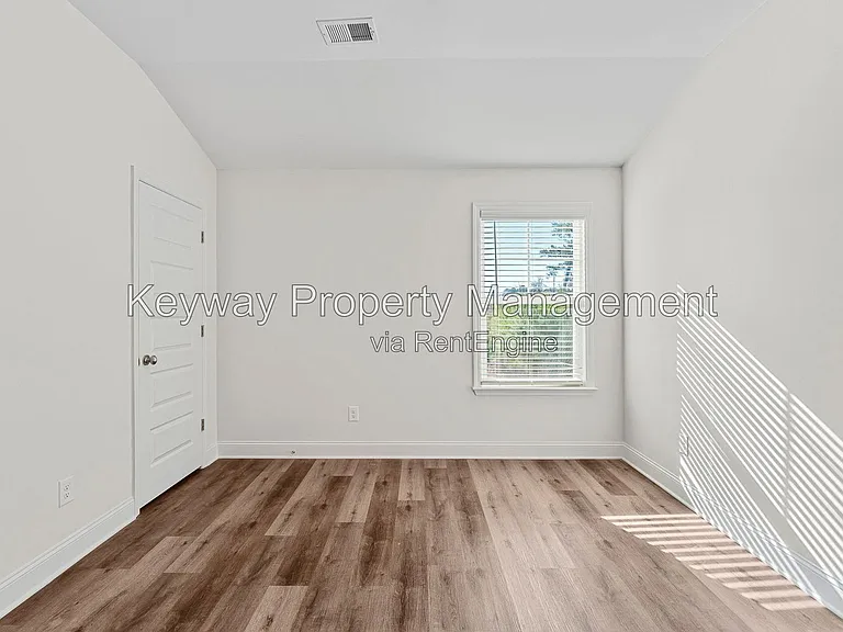 331 Sumac Trl — Photo 23