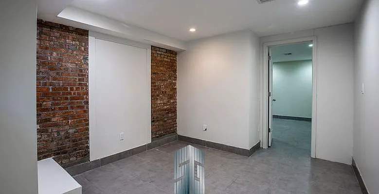 Rented by Skyline Group Real Estate | media 71