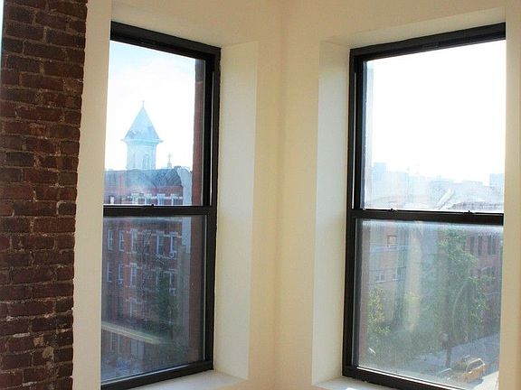 4th image of 501 E 116th St APT 7