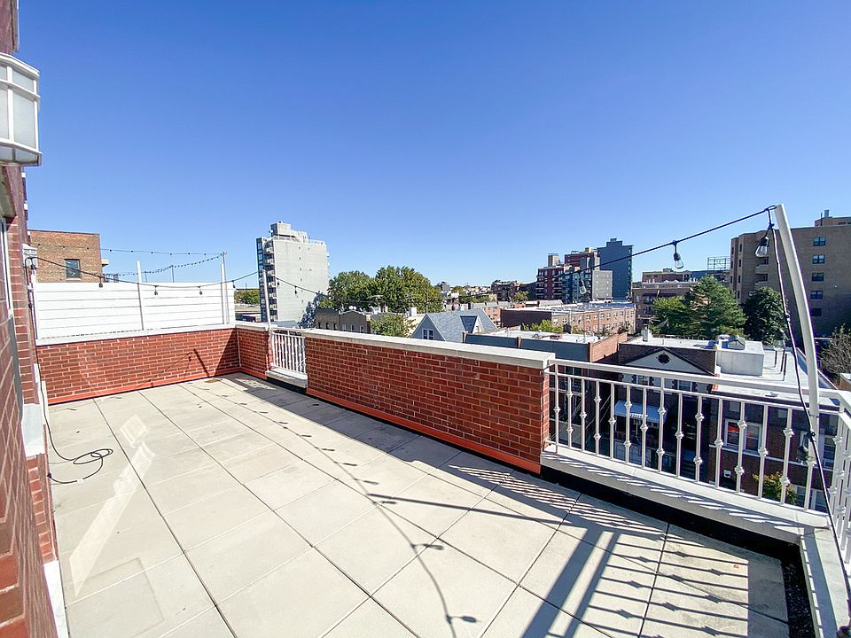 1st image of 2550 Crescent St #5