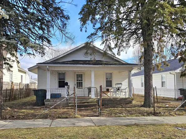 3104 S Vine St, Muncie, IN 47302