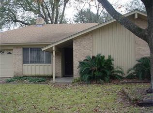 2526 Riata Ln, Houston, TX 77043