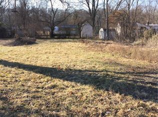 1918 Rose Ln, Pacific, MO 63069