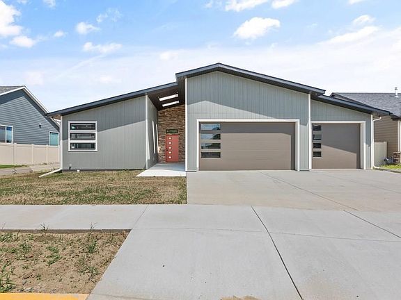 2nd image of 1125 Daylight Ln
