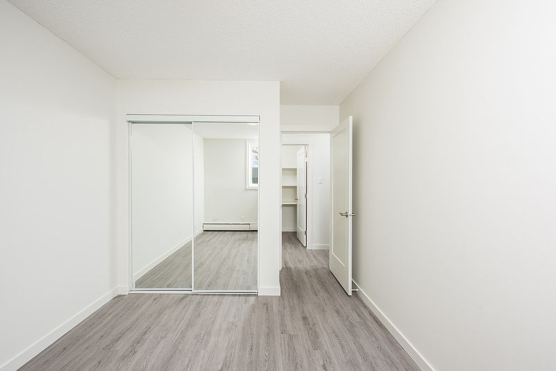 Edmonton Apartment for rent - 2 Bedrooms — photo 26