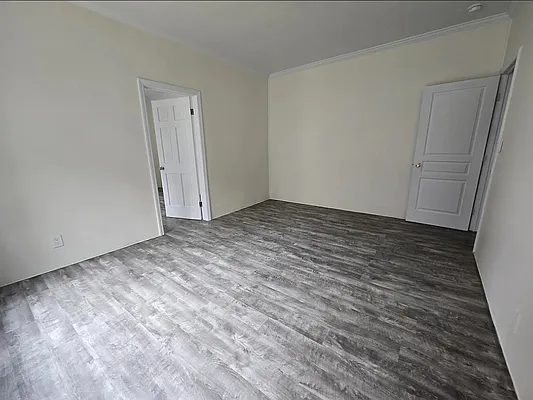 Rented by Voro Purple LLC | media 19