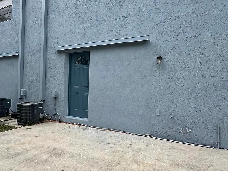 622 S 11th St — Photo 20