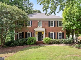 1055 Swan Mill Ct, Suwanee, GA 30024