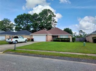 9668 Misty Leaf Dr N, Mobile, AL 36695