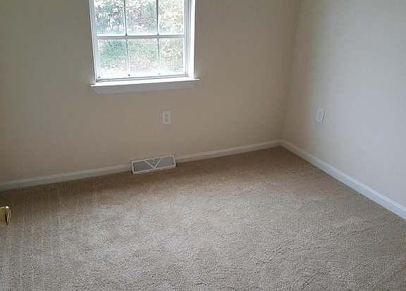 3rd image of 1211 Thomas Jefferson Pl