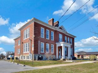 20 W Market St APT 2, Palmyra, PA 17078