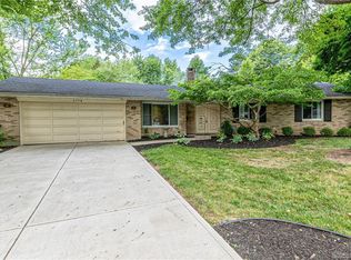 5770 Oak Valley Rd, Dayton, OH 45440