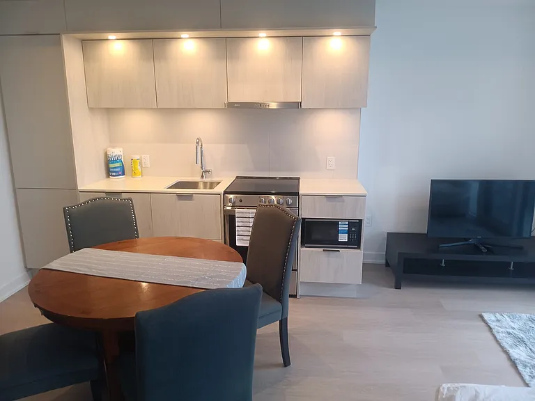 448 Burnhamthorpe Rd W #908 — Photo 15