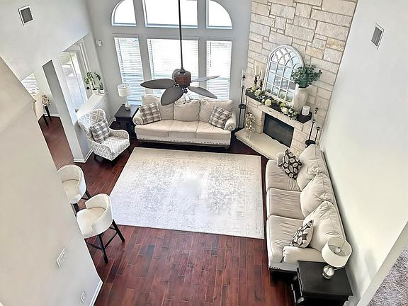 2nd image of 2203 Bindon Dr